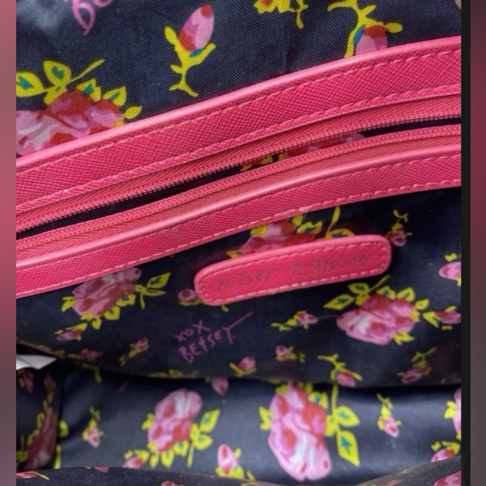 Betsey Johnson Pink&Mint Skull Clutch.NWOT - See Pics for Details- 2 Minor Flaws - Picture 5 of 13